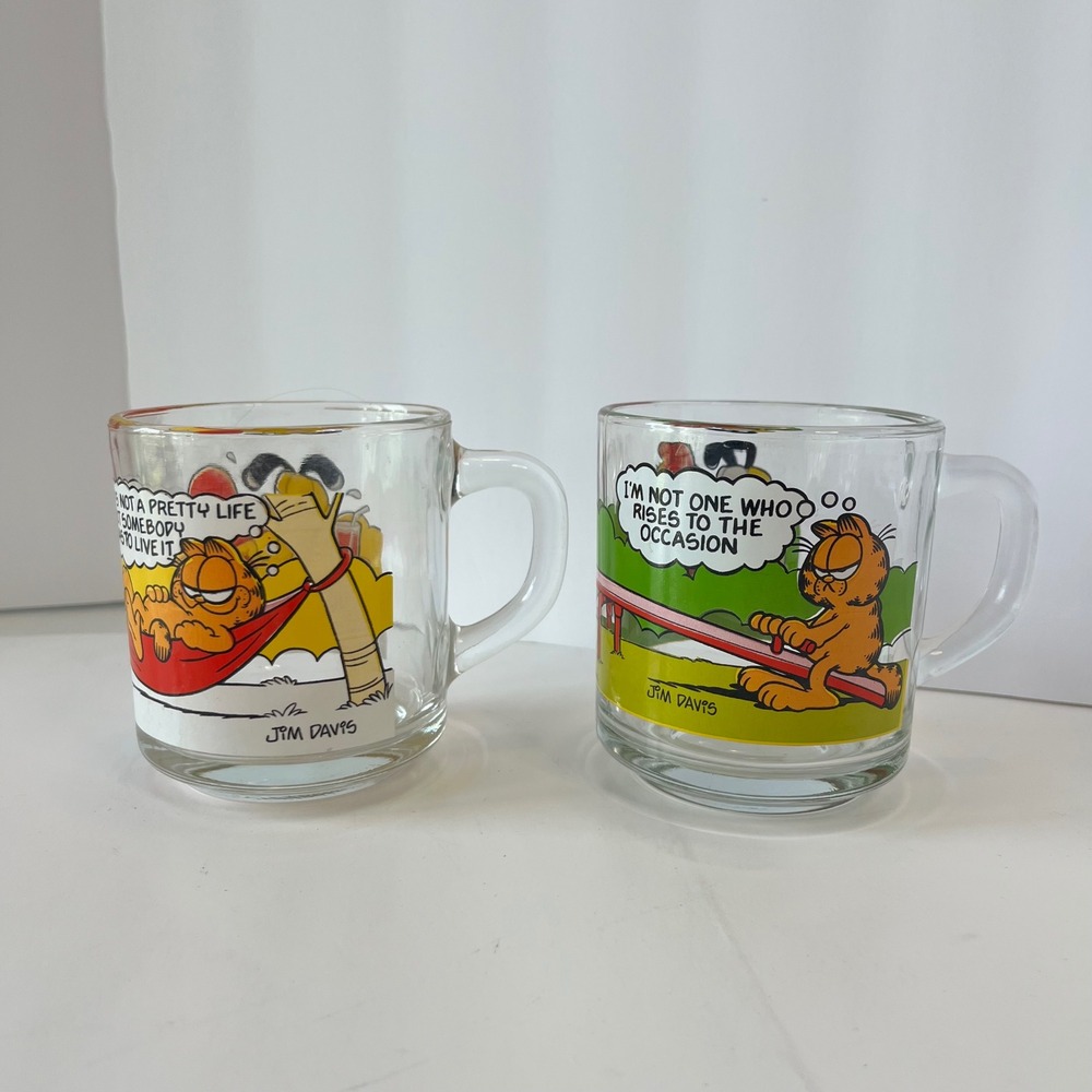 Vintage McDonalds Garfield Glass Mugs 1978 1980 Jim Davis Set of 2 Odie Seesaw